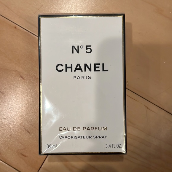 CHANEL Bath & Body Chanel No 5 Body Set Poshmark